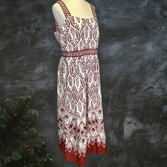 NWT Talbots Modern Poplin Fit & Flare Dress in White/Sangria Bohemian Medallion - Picture 15 of 16